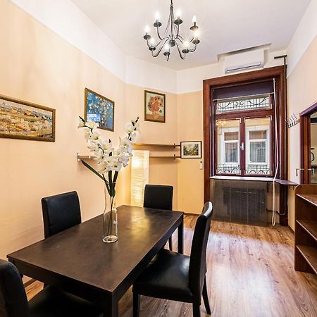 Oktogon Beautiful Relaxing Apartment Budapest Extérieur photo